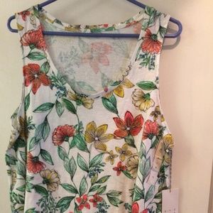Floral Tank  A New Day NWT